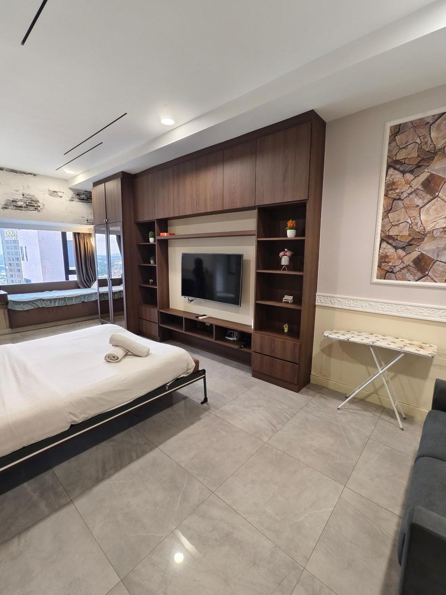 Imperio Private Bathtub Town - Near Jonker Street Apartment *