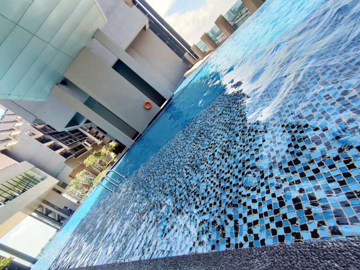 Imperio Private Bathtub Town - Near Jonker Street *